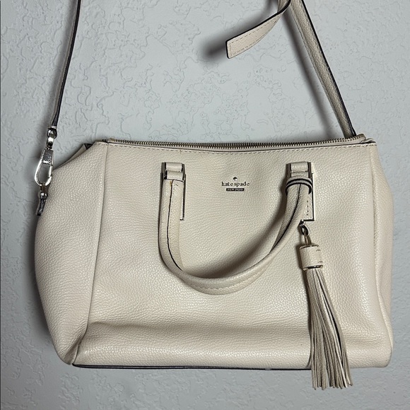 Kate Spade Naomi Cream Crossbody Shoulder Bag Purse Tassel - Picture 3 of 11